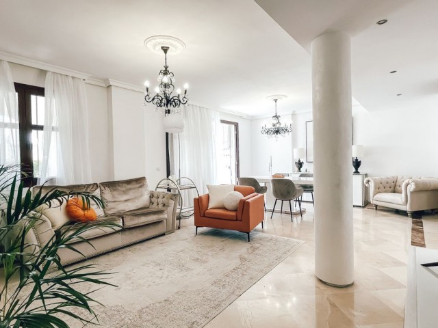 2 Bedrooms Apartment in Puerto Banús