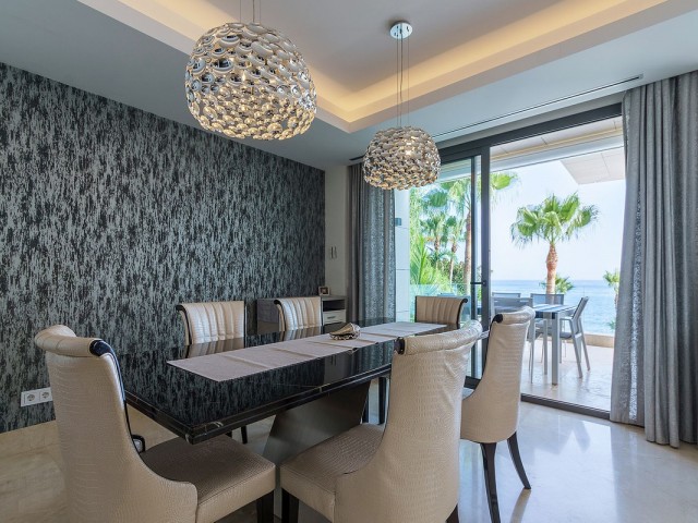 Appartement avec 4 Chambres  à Estepona