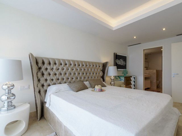 Appartement avec 4 Chambres  à Estepona