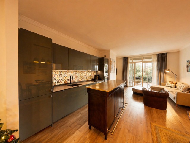 3 Soveroms Leilighet i Guadalmina Alta