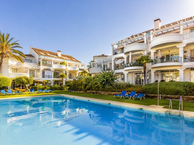 3 Soveroms Leilighet i Guadalmina Alta