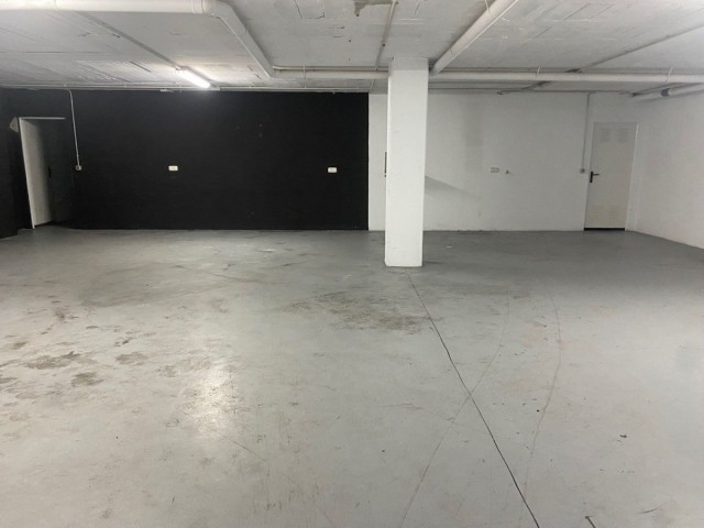Commercial in Puerto Banús