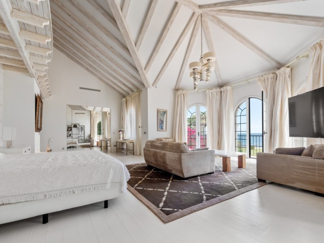 9 Schlafzimmer Villa in Estepona