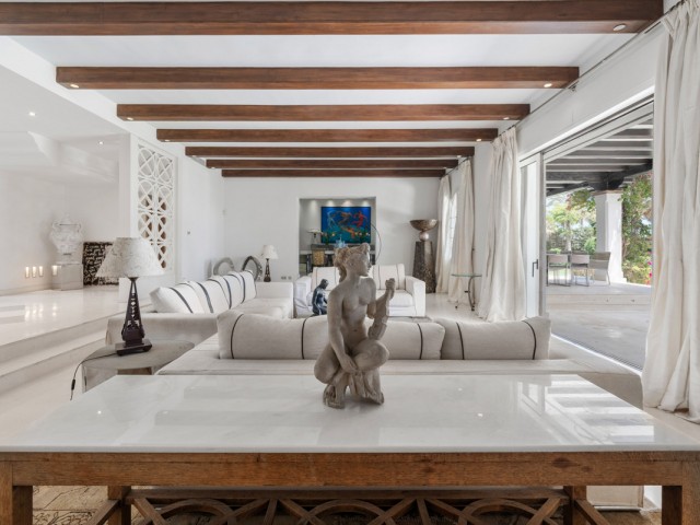 9 Schlafzimmer Villa in Estepona