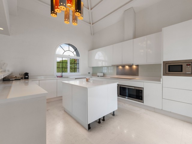 9 Schlafzimmer Villa in Estepona