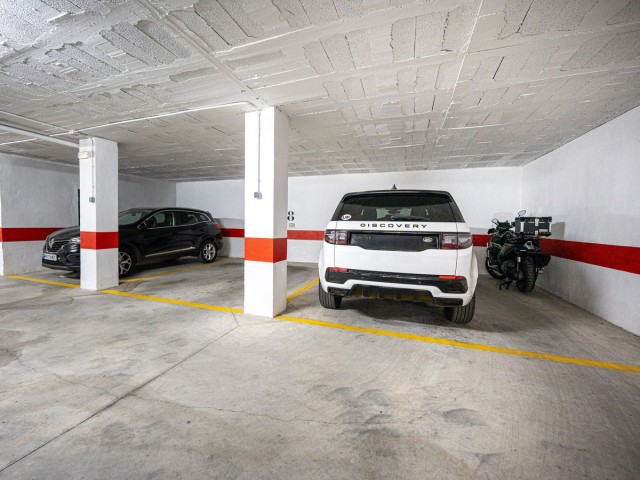 3 Bedrooms Apartment in Elviria