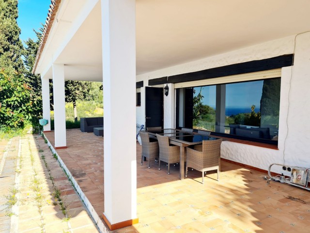 5 Slaapkamer Villa in Las Chapas