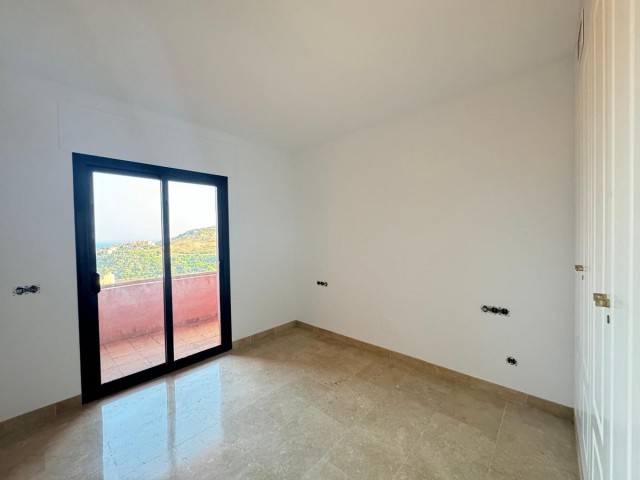 Penthouse in San Luis de Sabinillas