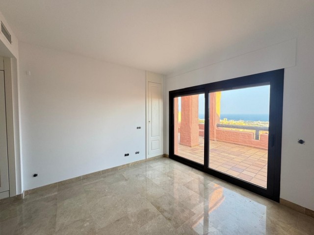 Penthouse in San Luis de Sabinillas