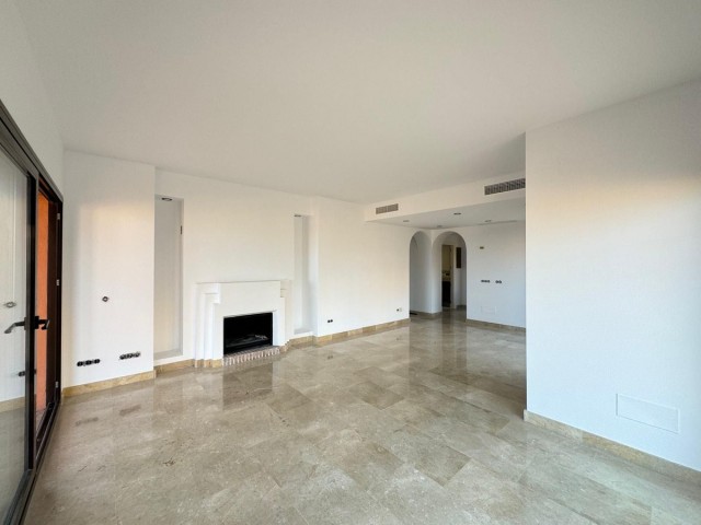 Penthouse in San Luis de Sabinillas