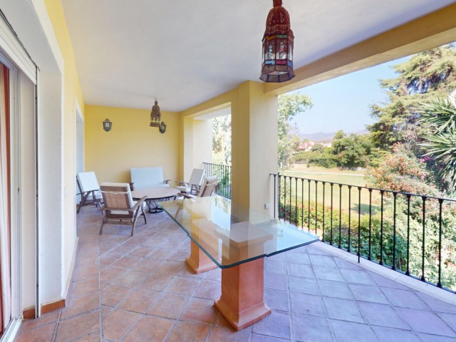 4 Soveroms Leilighet i Guadalmina Alta