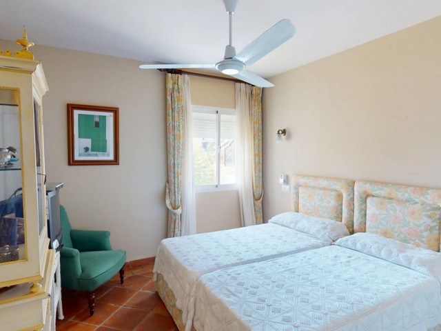 4 Soveroms Leilighet i Guadalmina Alta