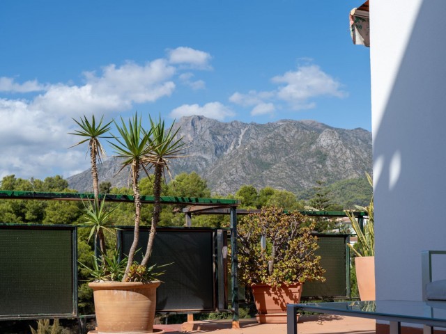 2 Bedrooms Apartment in Marbella
