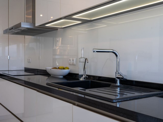 2 Bedrooms Apartment in Marbella