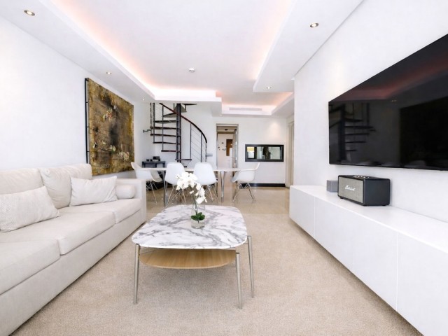 4 Bedrooms Apartment in Estepona