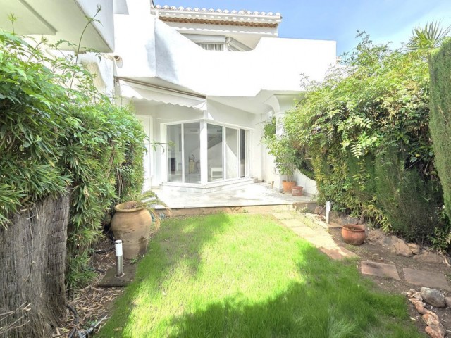 3 Bedrooms Villa in Marbella