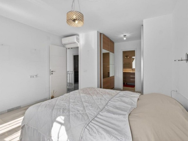 3 Bedrooms Townhouse in Calahonda