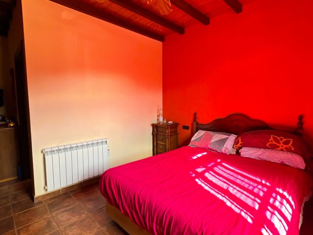 Villa avec 5 Chambres  à Valtocado