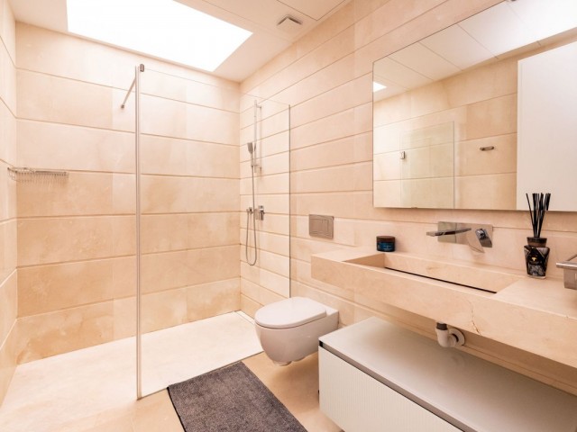 4 Bedrooms Villa in San Pedro de Alcántara