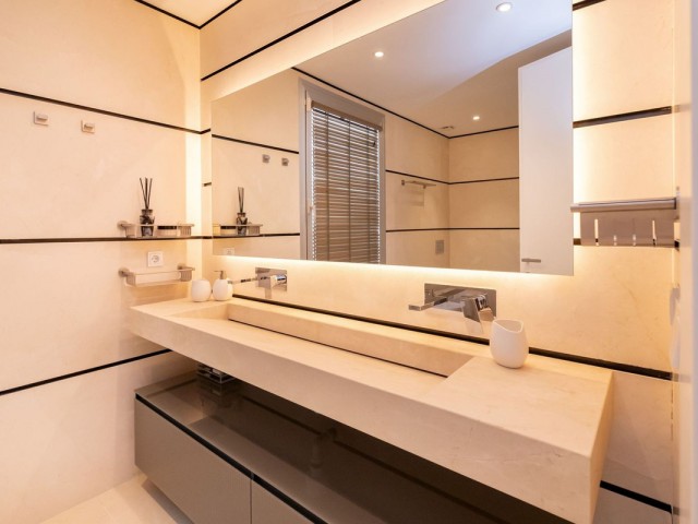 4 Bedrooms Villa in San Pedro de Alcántara