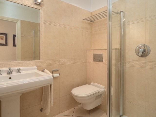 2 Bedrooms Townhouse in Estepona