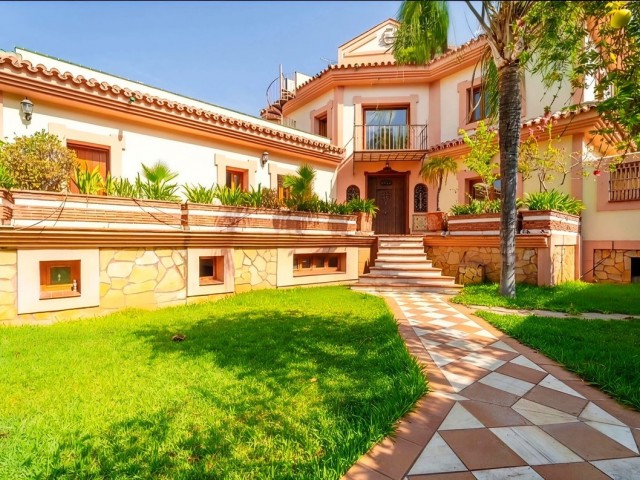 Villa, Estepona