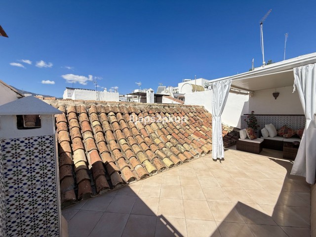 2 Bedrooms Townhouse in Estepona