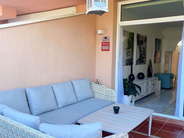 Apartamento con 2 Dormitorios  en Nueva Andalucía
