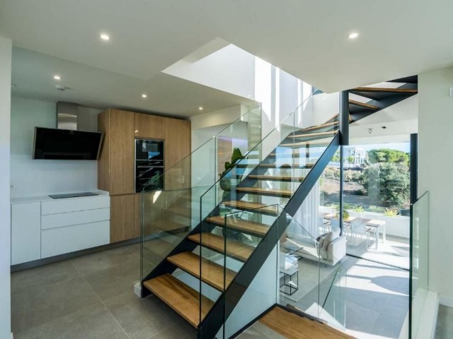 3 Bedrooms Townhouse in Marbella