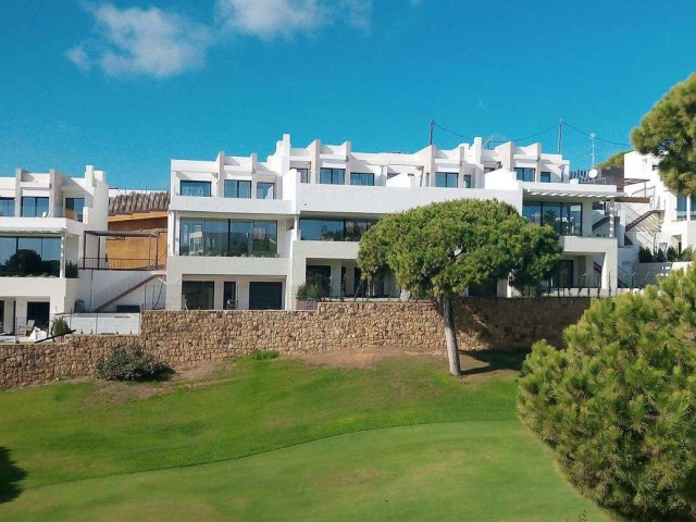 3 Bedrooms Townhouse in Marbella