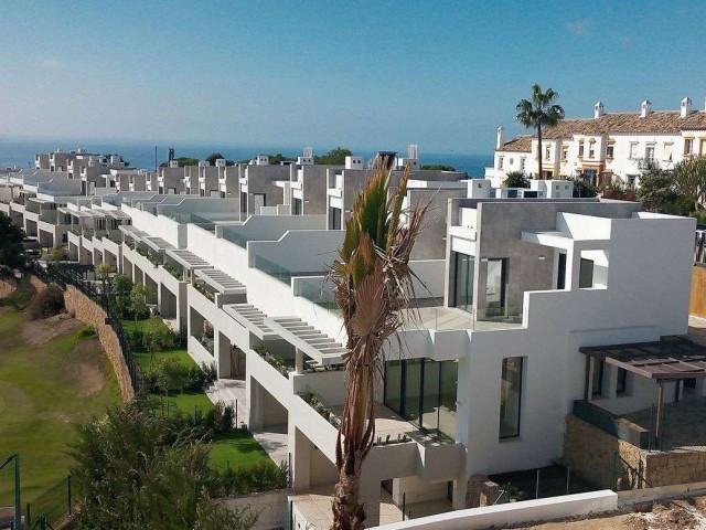3 Bedrooms Townhouse in Marbella