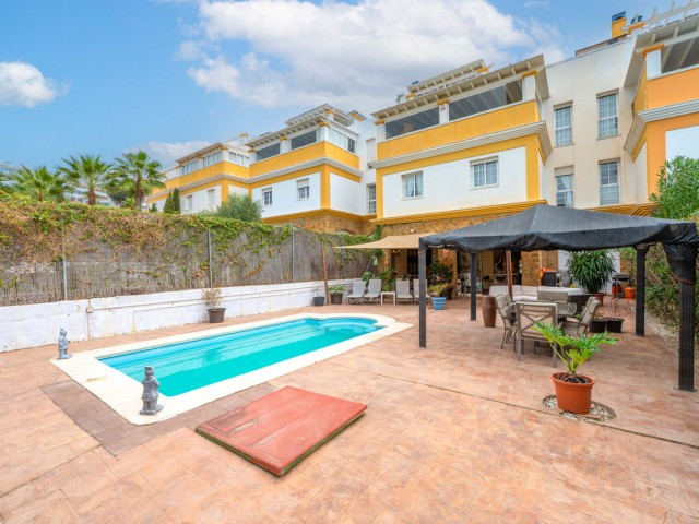 3 Bedrooms Villa in Mijas Costa