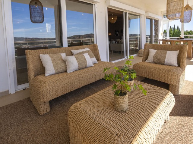 6 Bedrooms Villa in Mijas