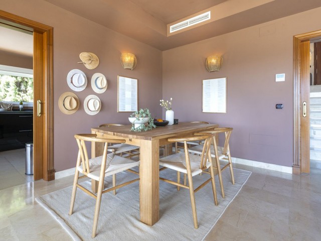 6 Bedrooms Villa in Mijas