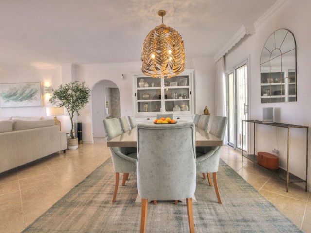 Villa avec 5 Chambres  à Torrenueva