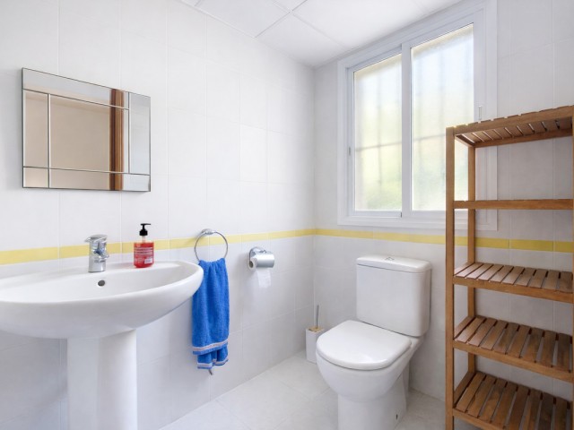 3 Bedrooms Townhouse in Estepona