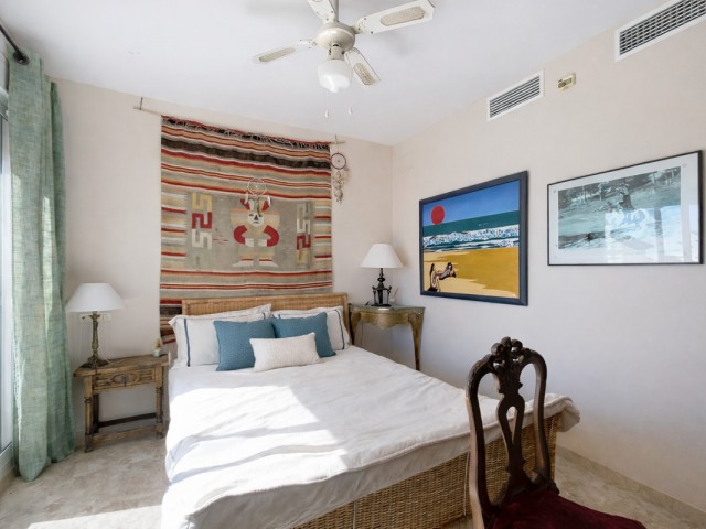3 Bedrooms Townhouse in Estepona