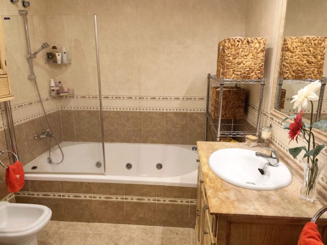 Penthouse in Estepona