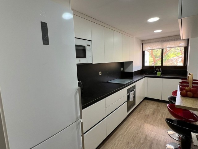 3 Bedrooms Apartment in Estepona