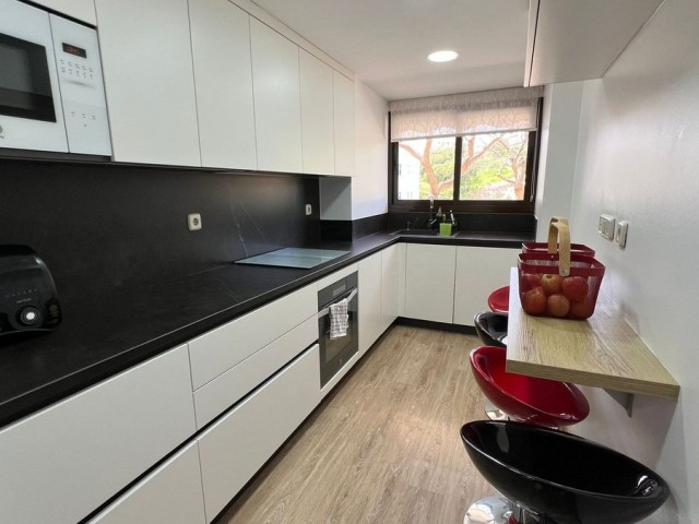 3 Bedrooms Apartment in Estepona