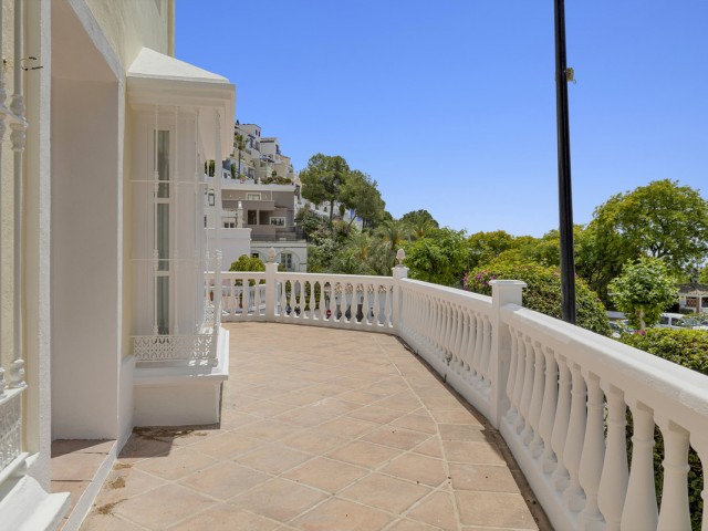 3 Bedrooms Townhouse in Benahavís