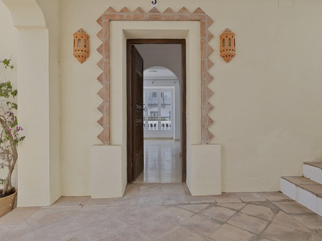 3 Bedrooms Townhouse in Benahavís