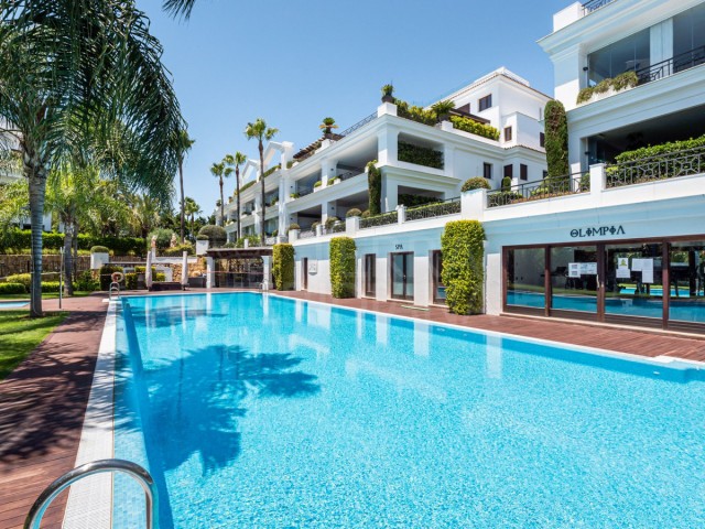 2 Soveroms Leilighet i Estepona