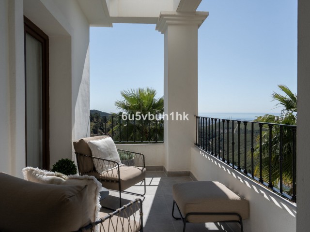 Villa con 4 Dormitorios  en Benahavís