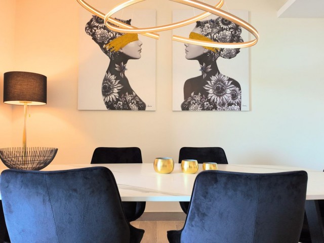 2 Bedrooms Apartment in Benahavís