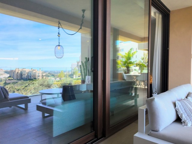 2 Bedrooms Apartment in Benahavís