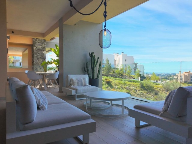 2 Bedrooms Apartment in Benahavís
