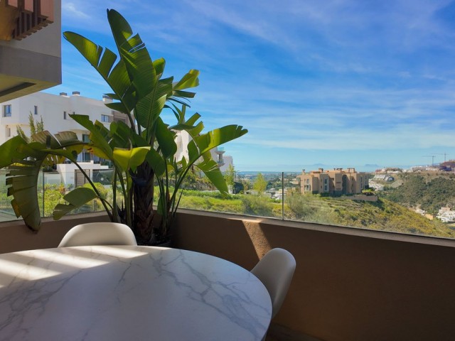 2 Bedrooms Apartment in Benahavís