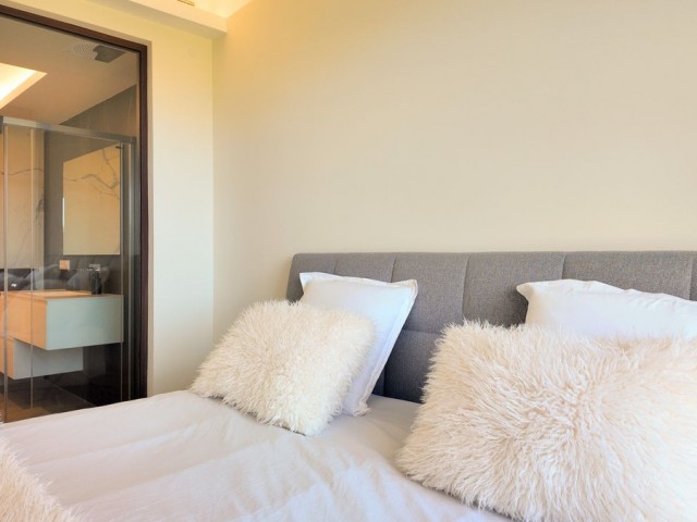 2 Bedrooms Apartment in Benahavís