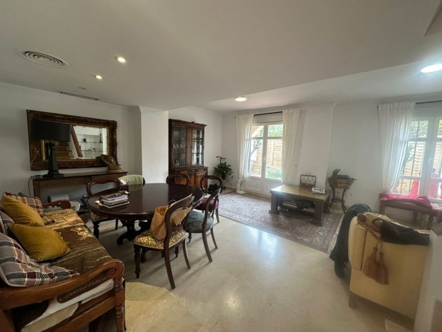 4 Bedrooms Townhouse in San Pedro de Alcántara